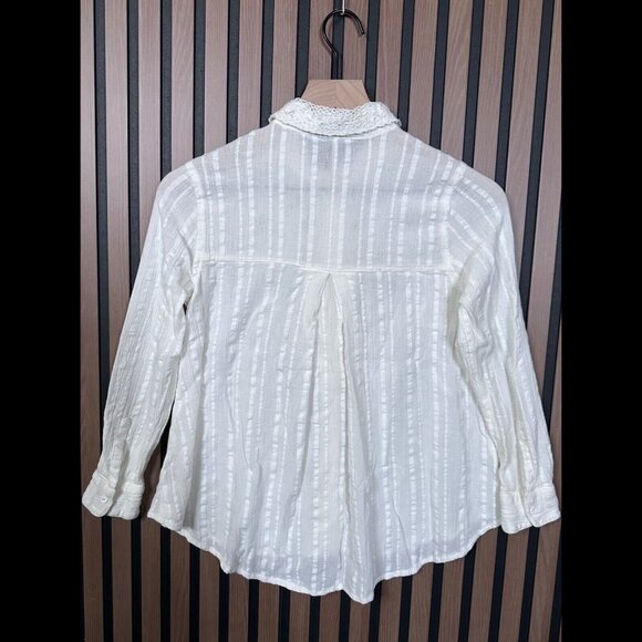 Free People Shirt XS Womens White Long Sleeve Textured Lace Knit Detail Sheer - Picture 2 of 7
